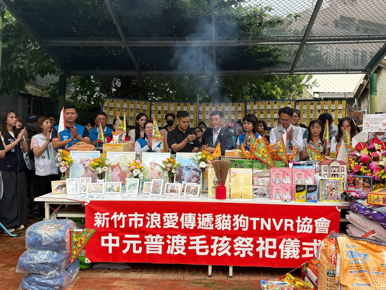 毛小孩也有一個被記得的位置　竹市浪愛TNVR中元普渡為受苦生命祈福